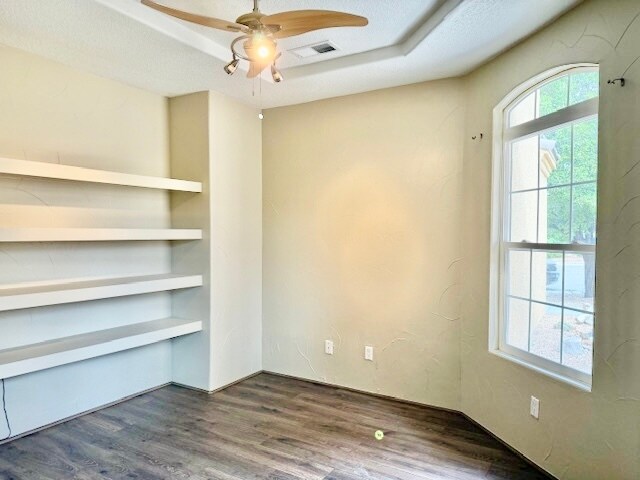 Building Photo - 8724 Cuevita Ct NE