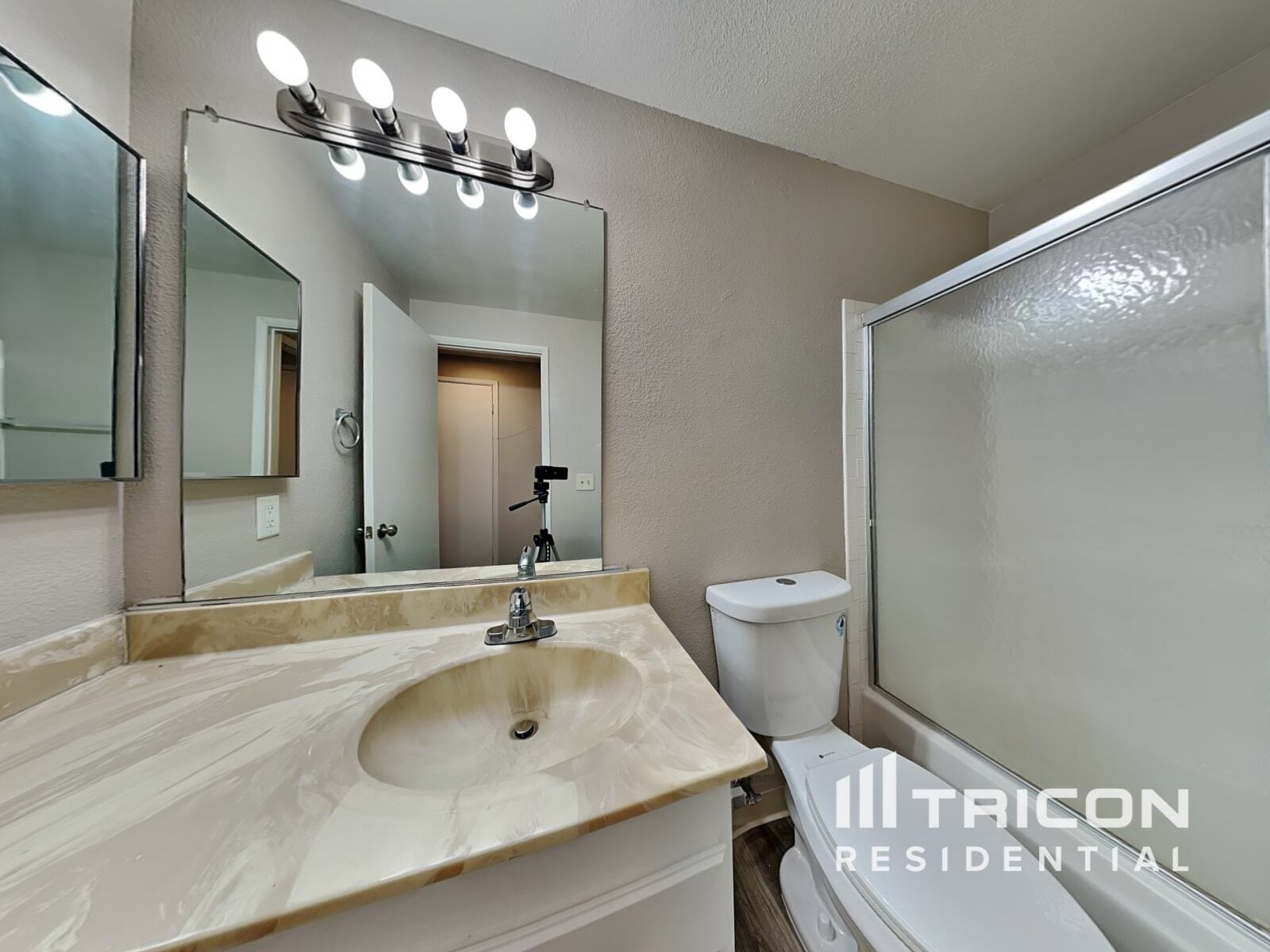 Building Photo - 2878 Goldy Way