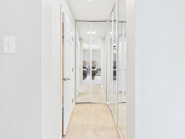 Building Photo - 4905 Long Shadow Dr