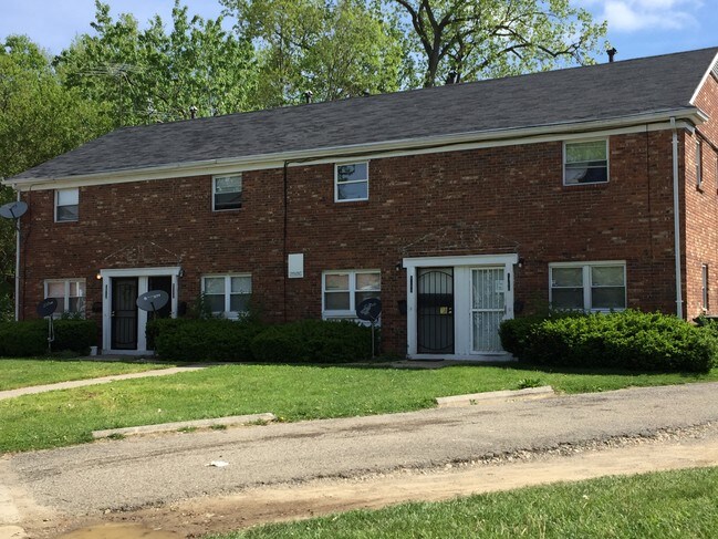 Building Photo - 1710-1716 Kings Mill Ct