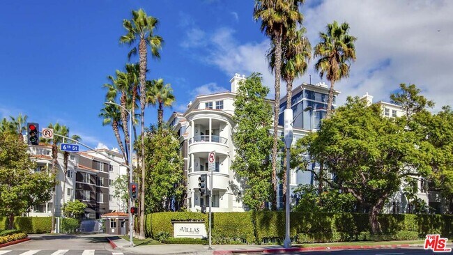 Building Photo - 5553 W 6th St