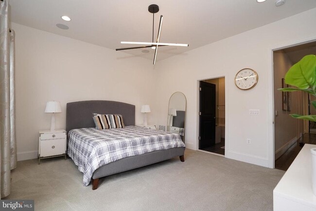 Building Photo - 44655 Provincetown Dr