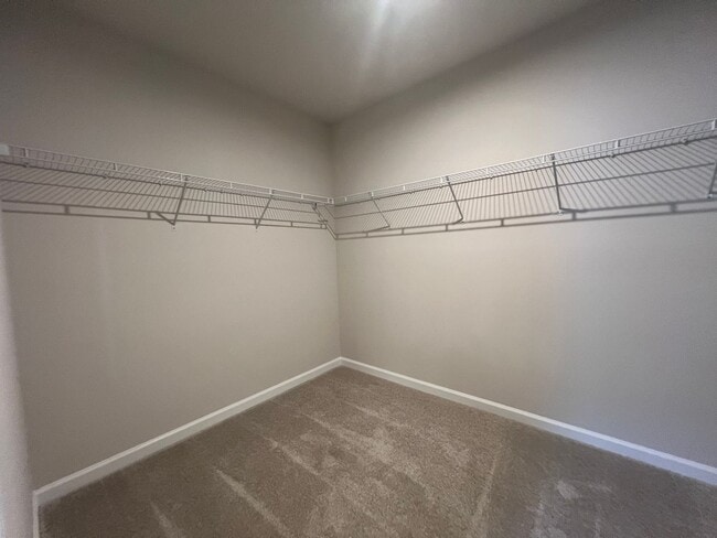 Building Photo - Beautiful  3 bedroom 2 bathroom House Coming Soon available on 11/24/25