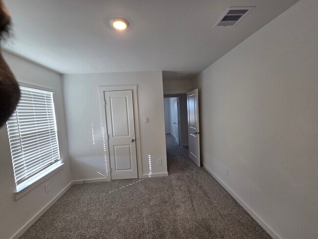 Building Photo - 1551 Cinque Terre Way