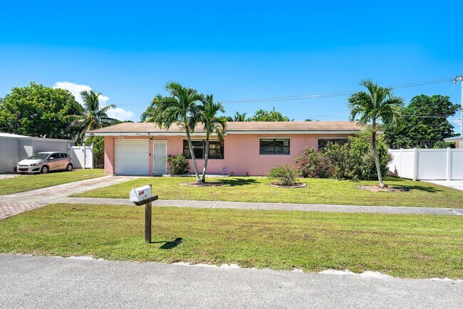 Building Photo - 4057 Chukker Dr
