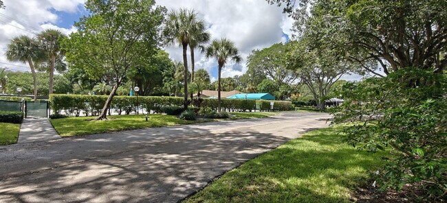 Building Photo - 3993 Cypress Reach Ct