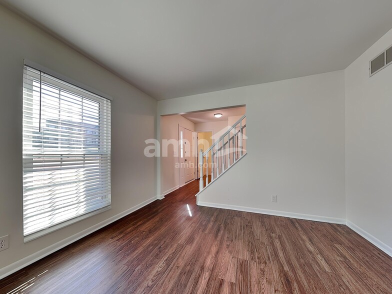 Building Photo - 1929 Morningside Dr