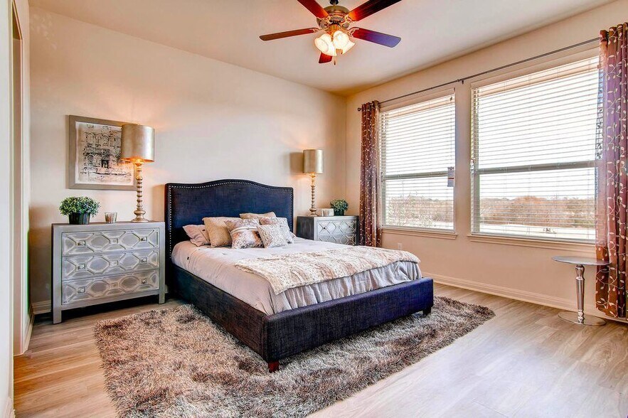 Building Photo - 405 Winterfield Dr