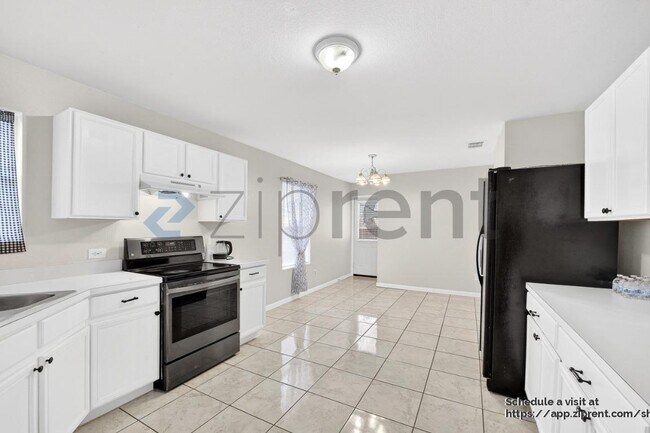 Building Photo - 6525 Meadow Way Ln