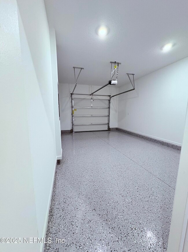 Building Photo - 2229 Windward Cay Ln