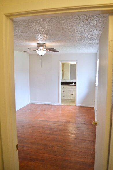 Building Photo - 6326 Feldspar St