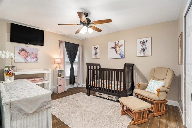 Building Photo - 7116 Colonial Lake Dr