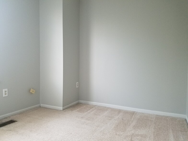 Bedroom 3 - 358 Delmar Ct