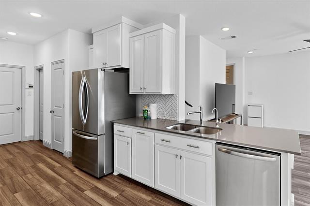 Building Photo - 1371 Hill Country Pl