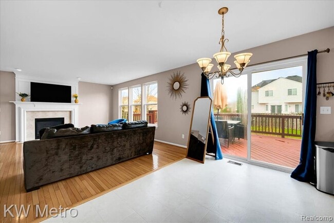 Building Photo - 7696 Henley Dr