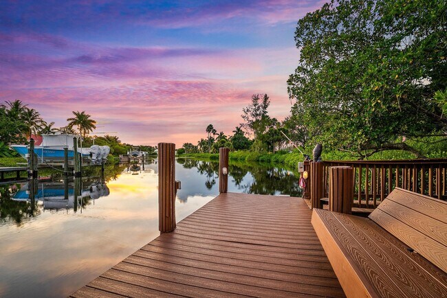 Building Photo - 18669 SE Palm Island Ln
