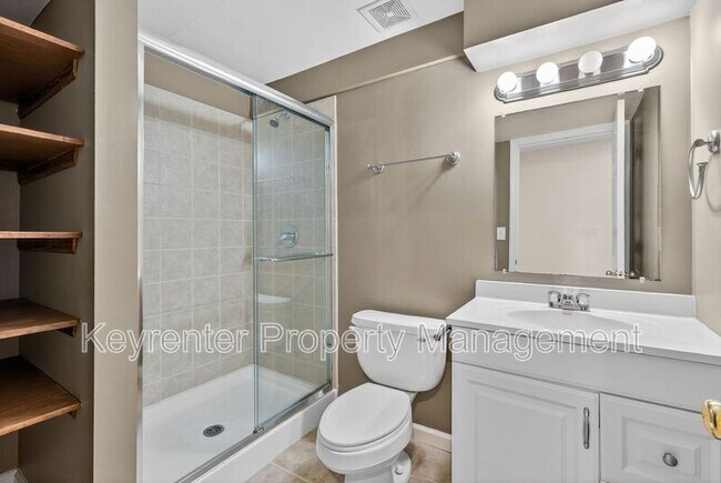 Building Photo - 1233 Grand Canyon Dr