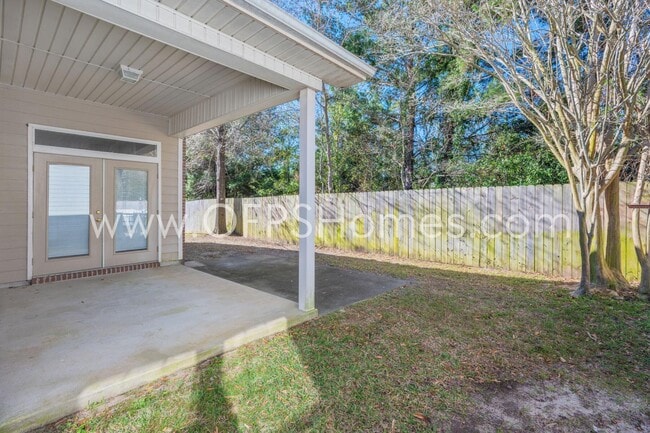 Building Photo - 1558 Venice Ave