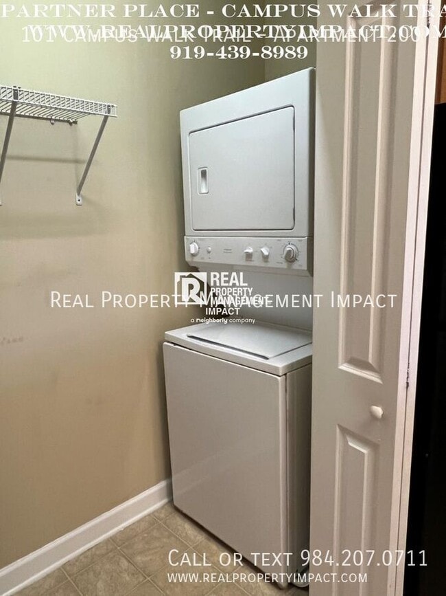 Building Photo - 101 Campus Walk Trl