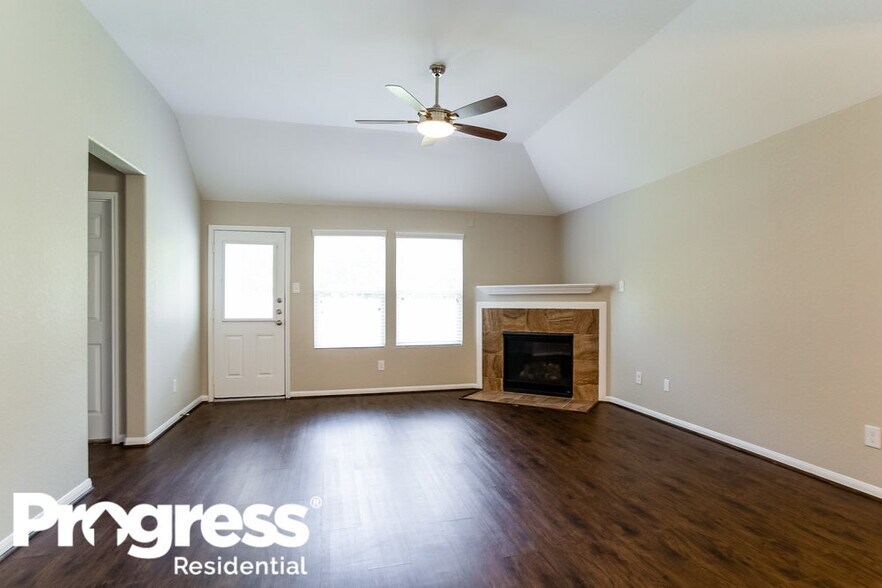 Building Photo - 21223 Fox Orchard Ct