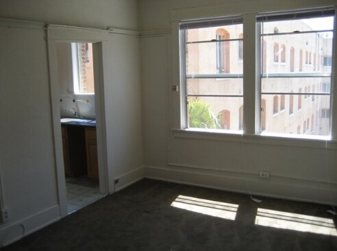 Living Room - 631 S Bonnie Brae St