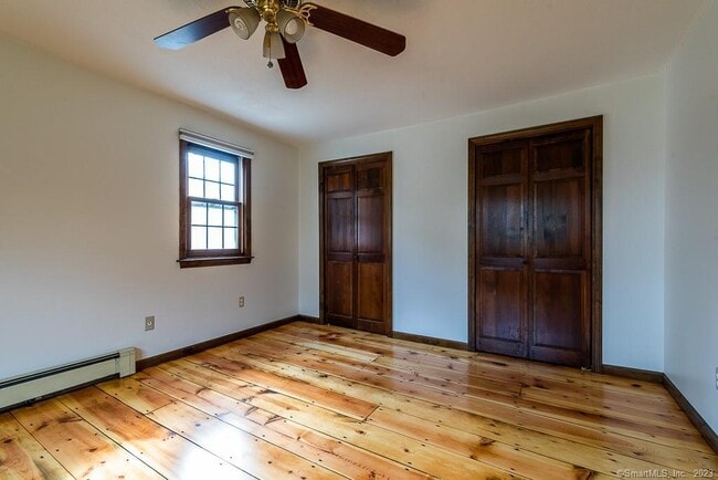 Building Photo - 131 Hemlock Dr