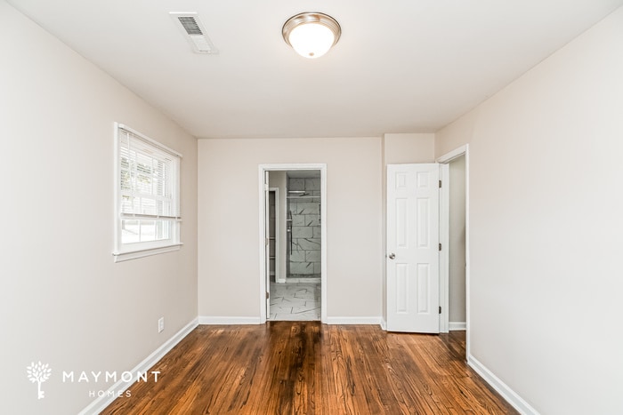 Building Photo - 812 Terrace View Dr