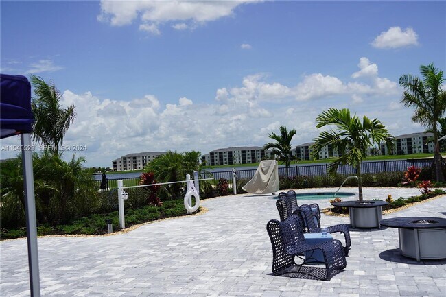 Building Photo - 6047 Ellerston Wy