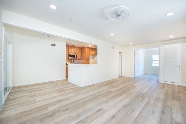 Building Photo - Beautiful 4 Bedroom Home in Garden Grove