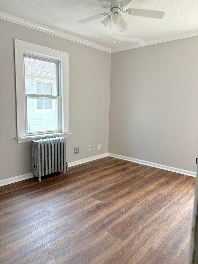 Building Photo - 42-44 Intervale Rd