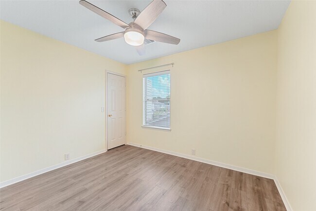 Building Photo - 17502 S Summit Canyon Dr