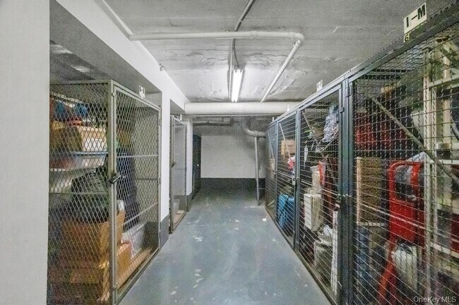 Building Photo - 37-16 83rd St