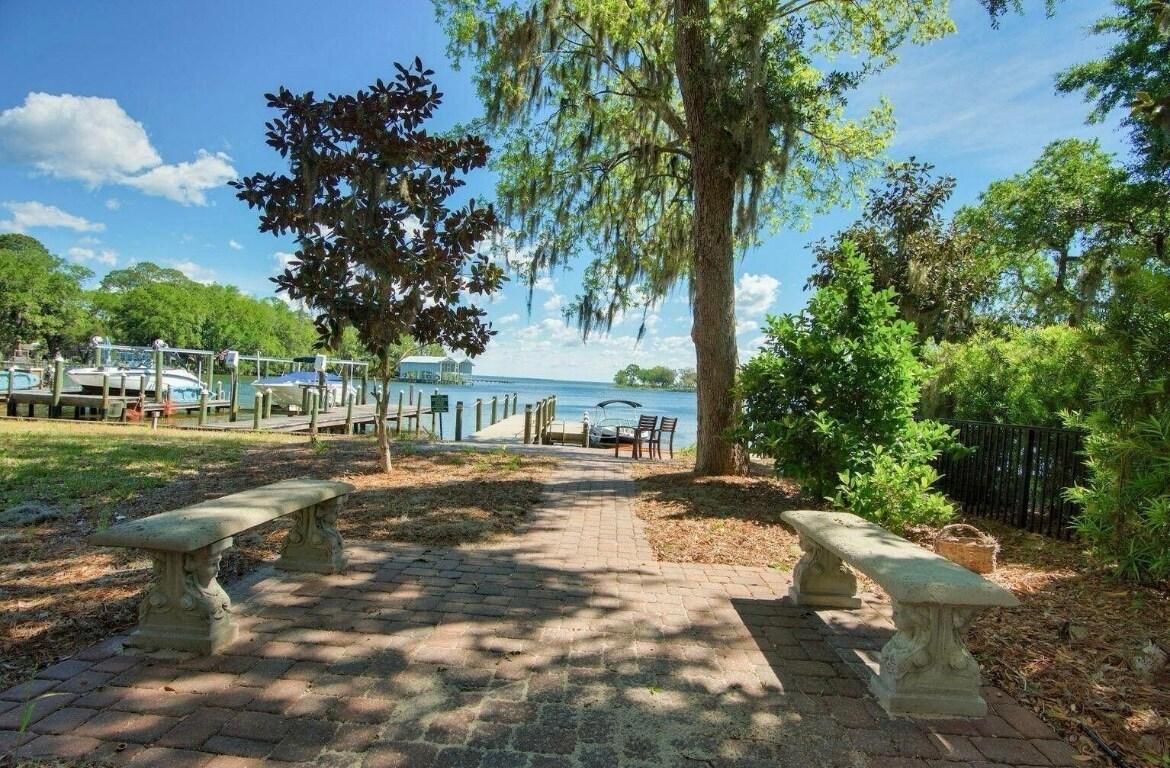 Building Photo - 219 Rearden Way