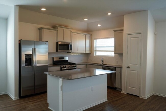 Building Photo - 5416 Bellissima Way