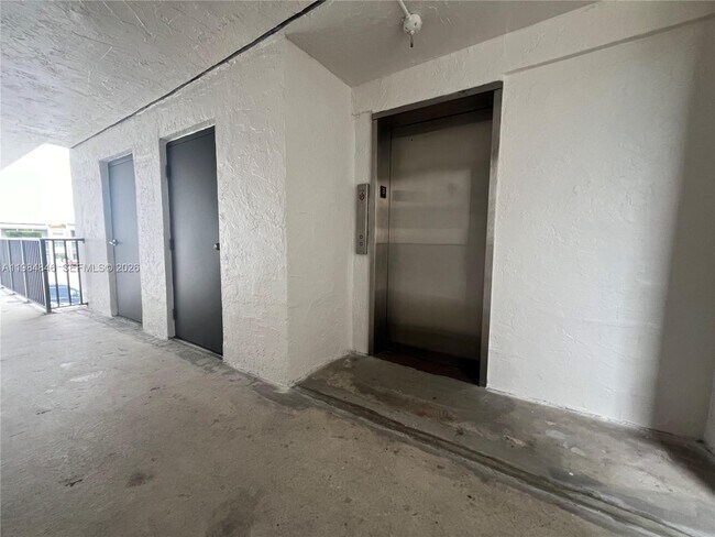 Building Photo - 14155 SW 87th St