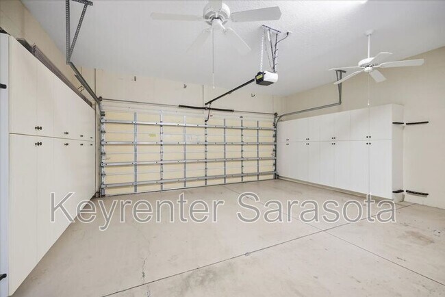 Building Photo - 124 Turquoise Ln