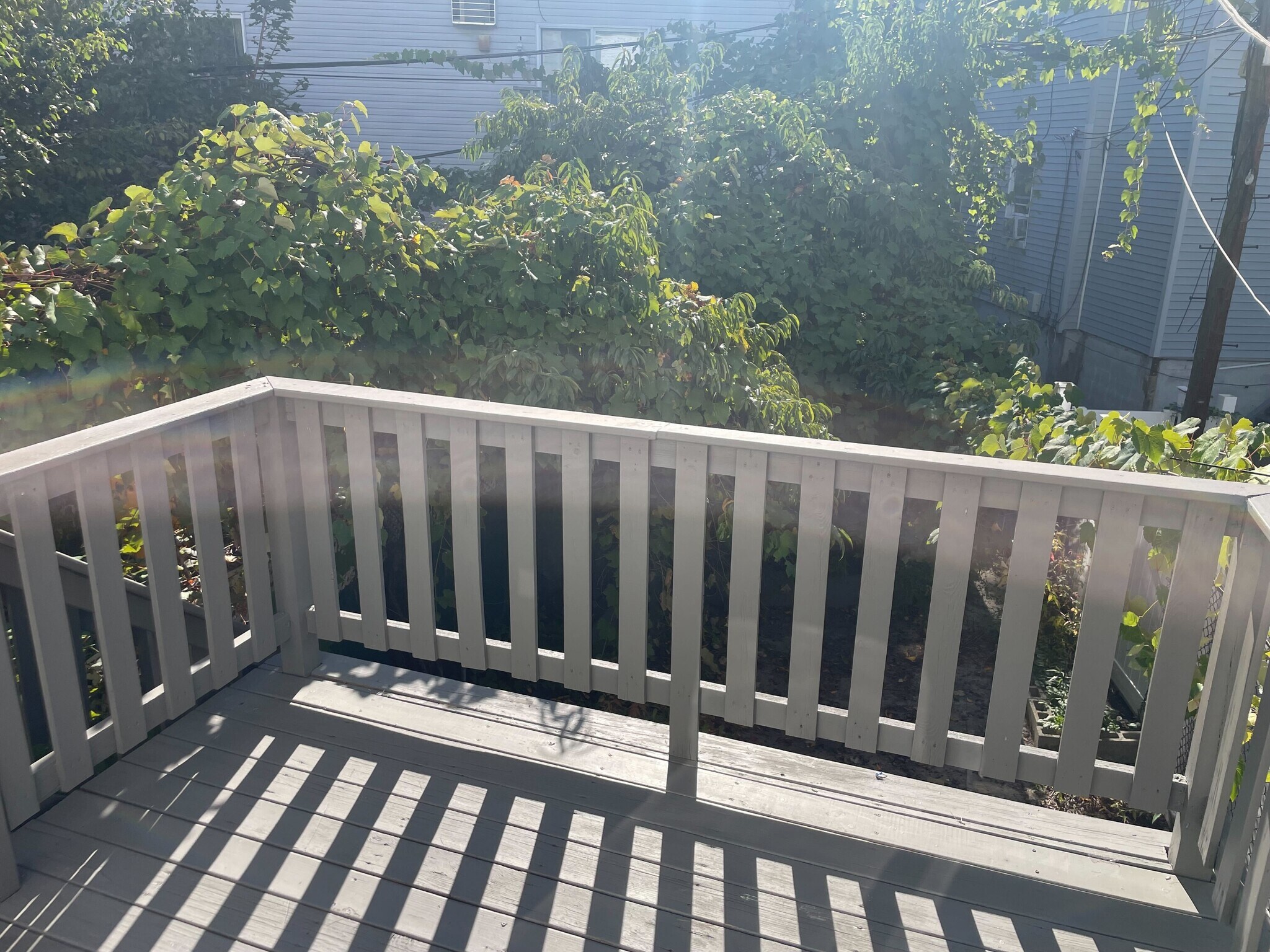 Building Photo - 161 Bennington St