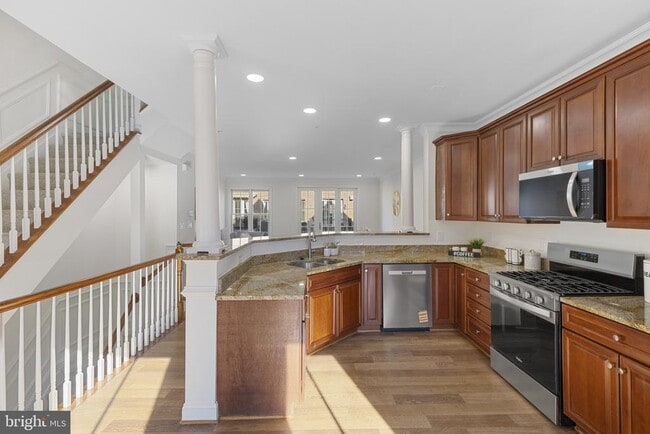 Building Photo - 1256 Dockside Cir