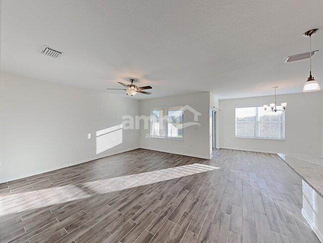 Building Photo - 3223 Magnolia Meadows Dr