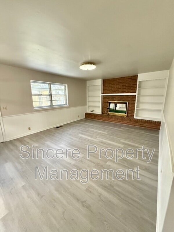 Building Photo - 4013 NW 57th St