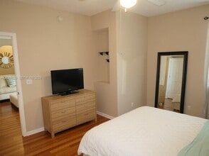 Building Photo - 175 Galicia Way