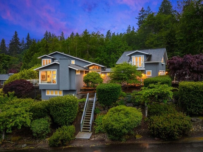 Building Photo - This gorgeous Bainbridge home is available with flexible lease terms starting July 10th