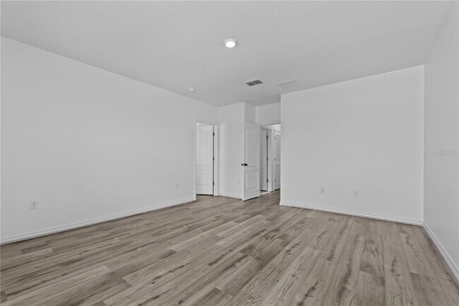 Building Photo - 1264 Cascades Ave