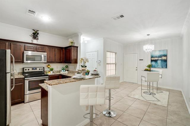 Building Photo - 1545 Cozy Dr