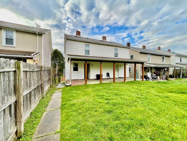 Building Photo - 625 Vanadium Rd