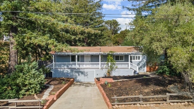 Building Photo - 789 Cañada Rd