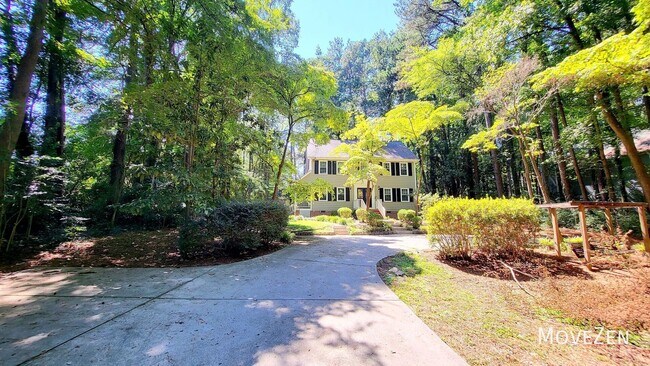 Building Photo - 1407 Hall Blvd