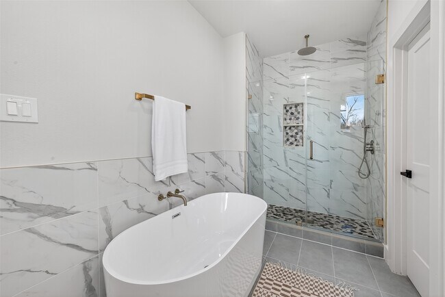 Building Photo - 975 Highland Lgt Ln