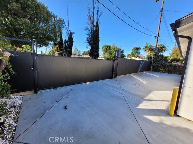 Building Photo - 8605 Delco Ave