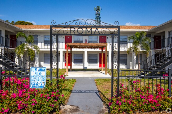 Primary Photo - 3809 W Iowa Ave